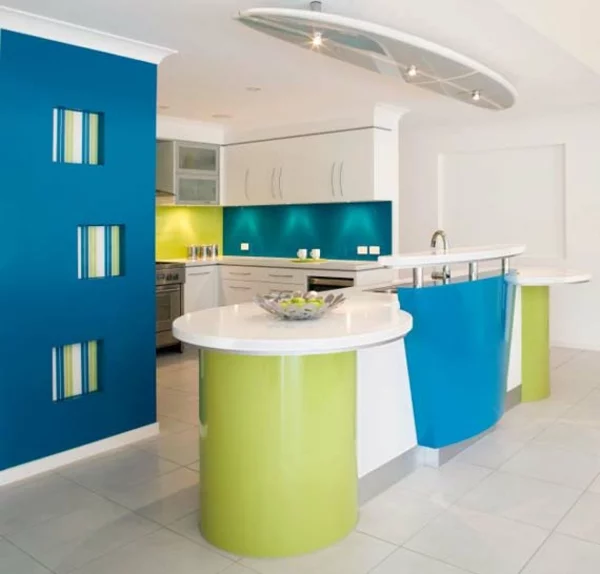 Küchenzubehör und Küchengeräte grün blau modern