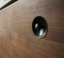 Moderne Wohnzimmerschränke – Sideboards aus Birkenholz von Revitalized Artistry