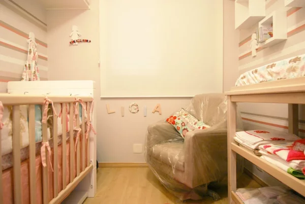 babyzimmer komplett gestalten geländer holz