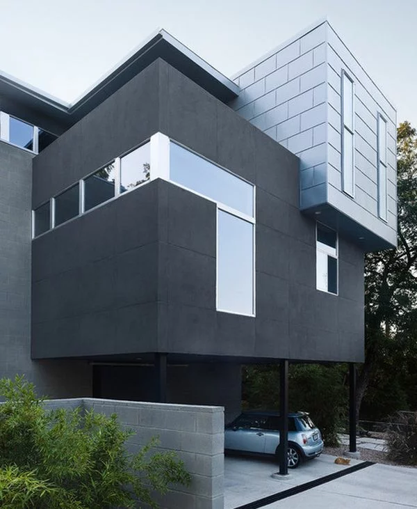 moderne Architektur mit grauer Hausfassade