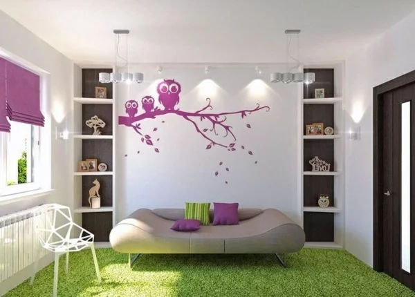 innendesign ideen wohnzimmer violette akzente