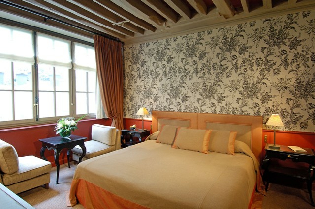 romantisches hotel paris Place des Vosges hotelzimmer Victor Hugo