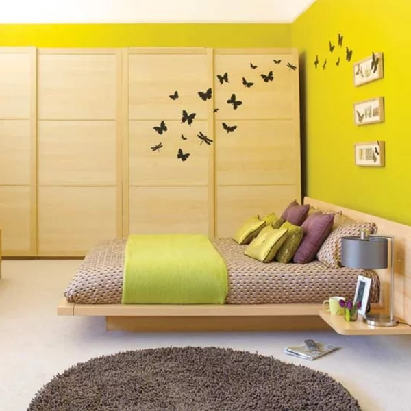 schlafzimmer wandfarbe farbiden grelles grün asiatischer stil holzbett