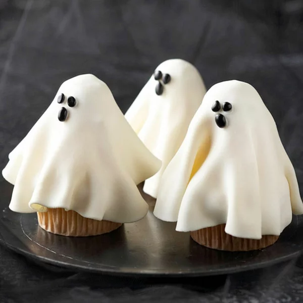 Grusel Muffins backen halloween gebäck cupcakes gespenster