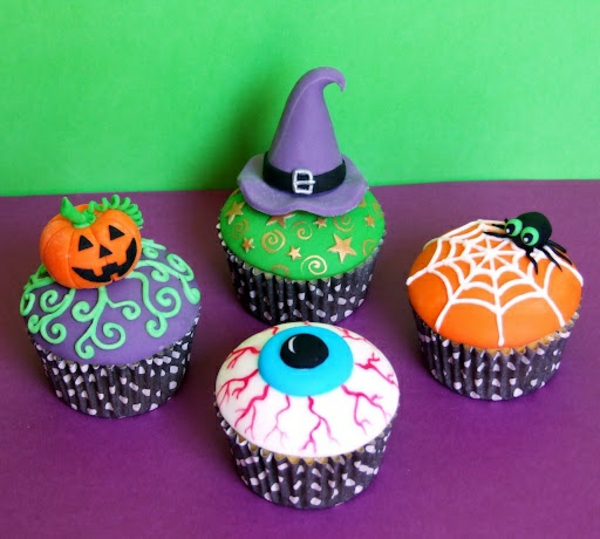 Grusel Muffins backen halloween gebäck cupcakes rezept farbig