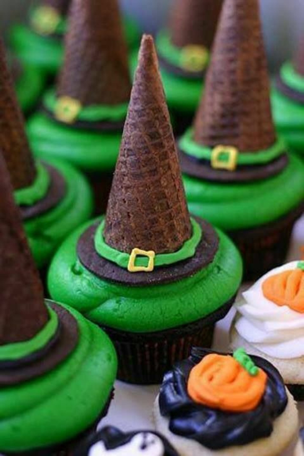 Grusel Muffins halloween gebäck grüne cupcakes backen hexenhut