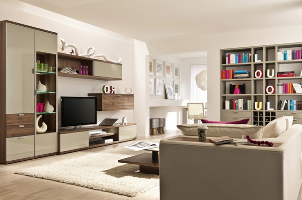 Moderne beige farbpalette Wohnzimmermöbel bücher regale
