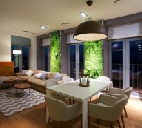 Moderne Wohnideen – Außergewöhnliche Familienwohnung, verschönert mit richtig beleuchtetem vertikalen Garten