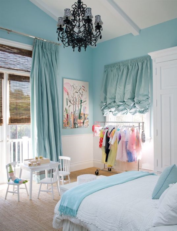 schlafzimmer wandfarbe blau mintgrün vorhänge türkis gardine blickdicht