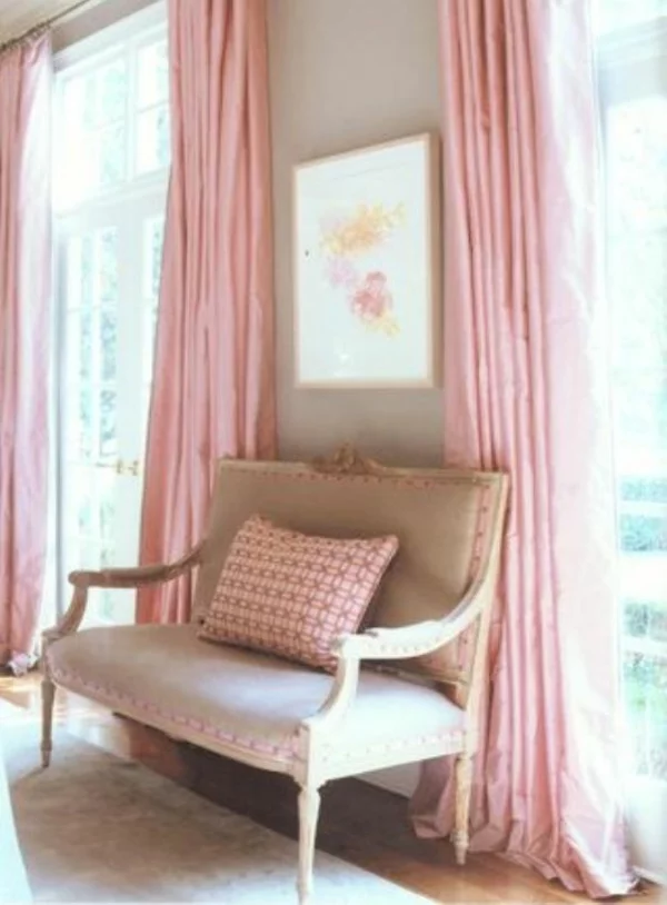 wohnzimmer gardinen modern gardinen rosa vorhangstoffe romantisches ambiente