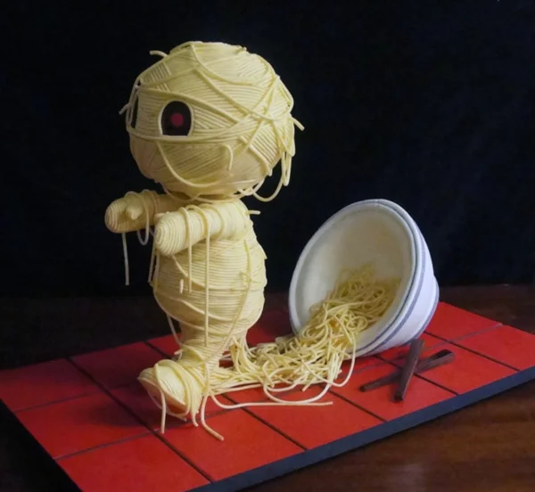 Besondere Kuchen torten dekorieren mumie spagetti