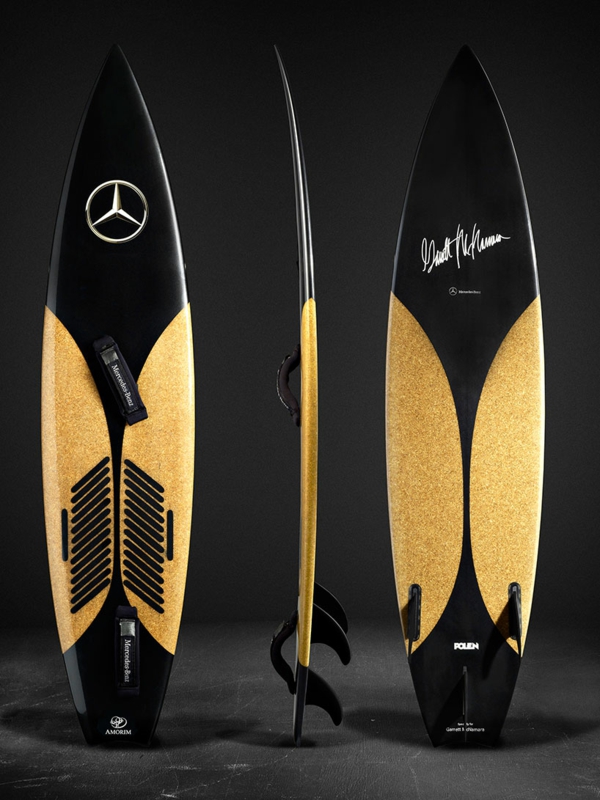 Das Mercedes Surfbrett schwarz gelb