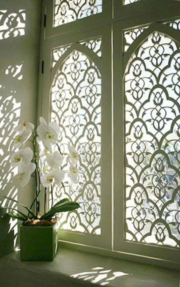 Fenster gestaltung leicht gardinen rollos muster