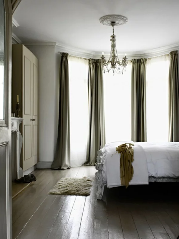 Dekorative Fenstergestaltung leicht gardinen rollos schlafen