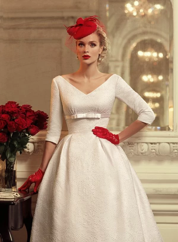 designer hochzeitskleid im 20er jahre stil rot brautmode 2014