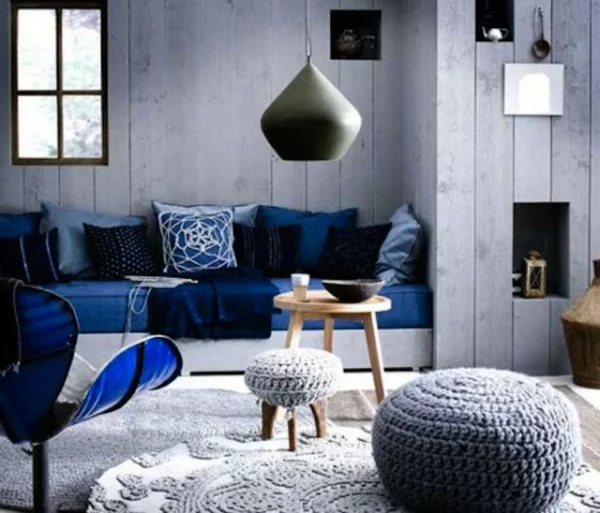 farbide wohnzimmer blaue couch sessel