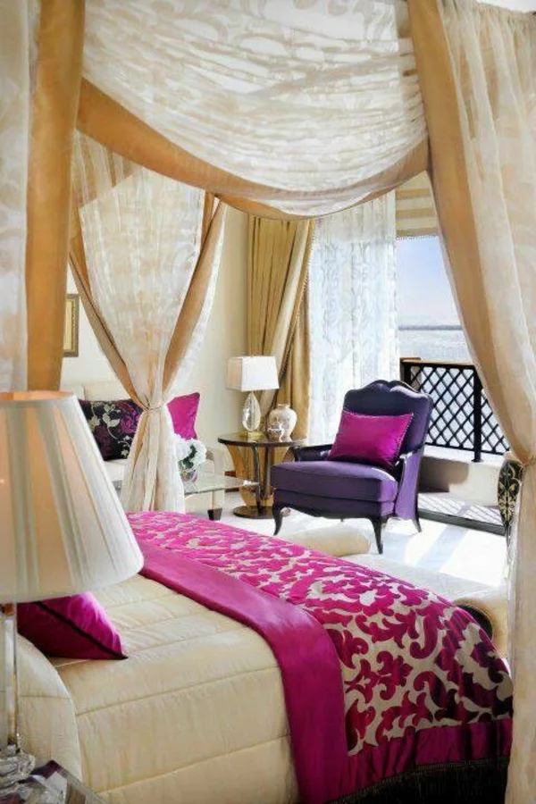 feng shui schlafzimmer einrichten farben lila baldachinbett gardinenideen