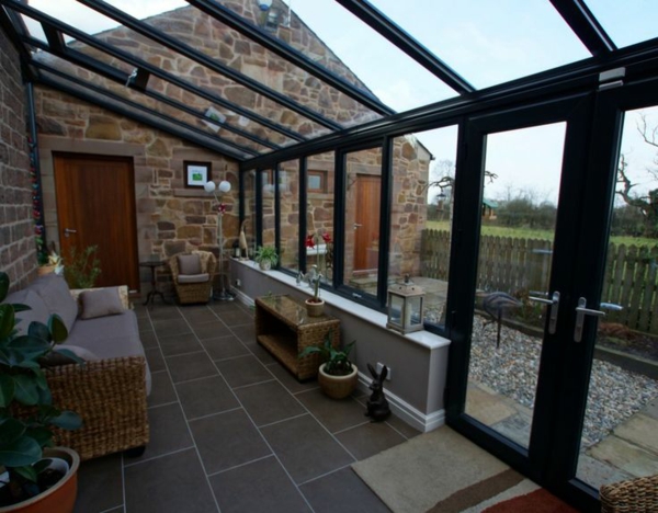 Pultdachkonstruktion bei Gartenhäusern mit vorgefertigten Teilen