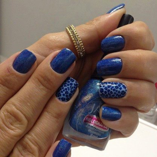 sommerurlaub nageldesign bilder nail art in dunkelblau