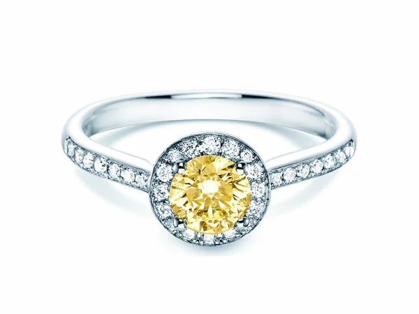 verlobungsringe heiratsantrag ring diamantring verlobung gelber diamant