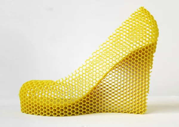 Schuhe selbst designen gelb bienen wabe