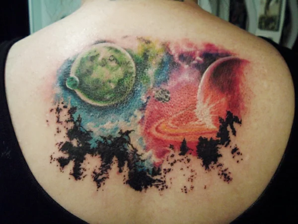 Kosmos-Tattoo bilder Vorlagen-& Motive am rücken