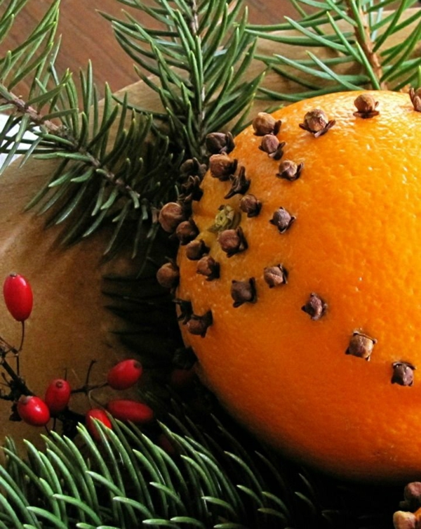 Weihnachtsschmuck basteln orangenschalen dekorieren zu weihnachten