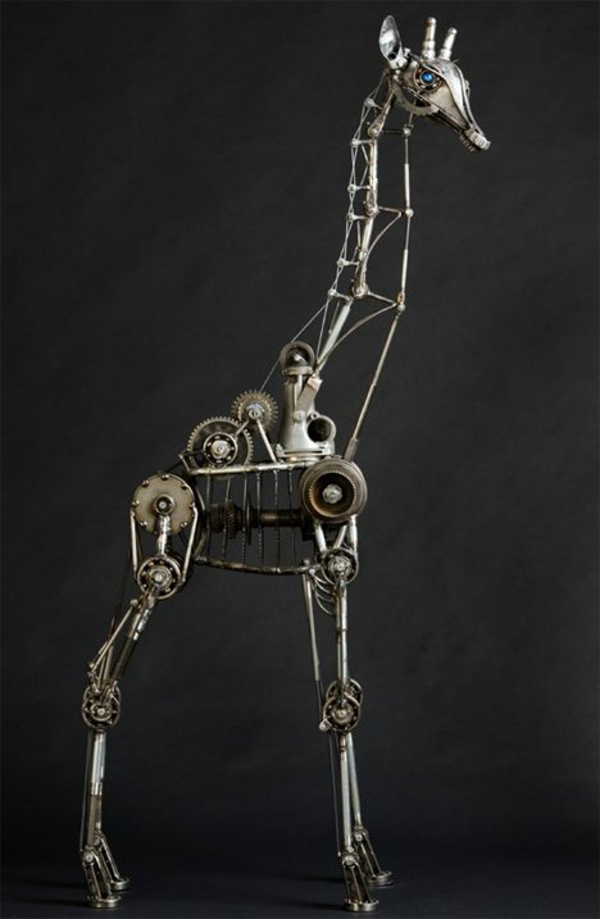 altmetall giraffe skulptur