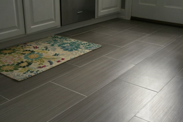 Bodenfliesen in Holzoptik verlegen - welche sind die Vorteile?