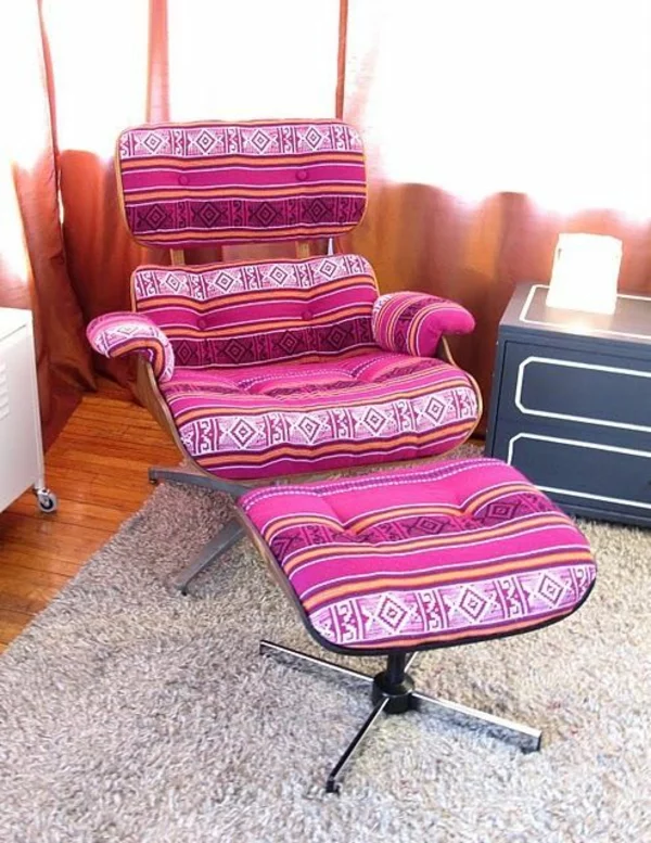 designer sessel Eames Lounge Chair farbig gemustert