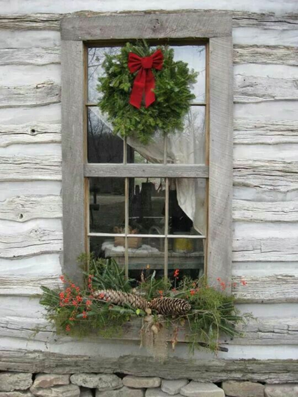 fensterdeko-weihnachten-weihnachtsdeko-fenster-dekorieren-von-außen