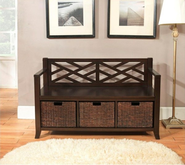 Holzbank - zahlreiche Varianten und Modelle für jeden Geschmack