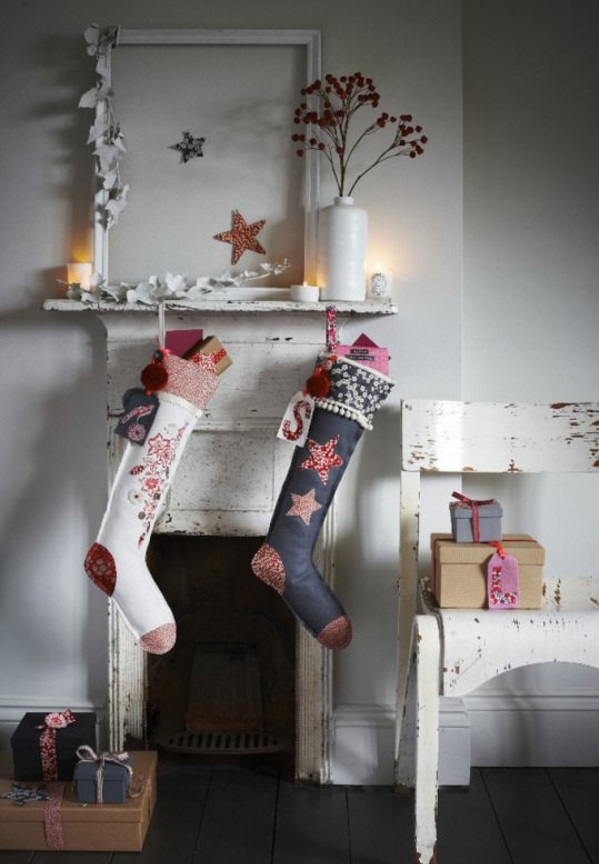 kaminsims dekorieren nikolausstiefel nähen bastelideen für weihnachten