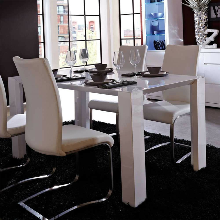 Freischwinger Stühle bieten hohen Sitzkofort