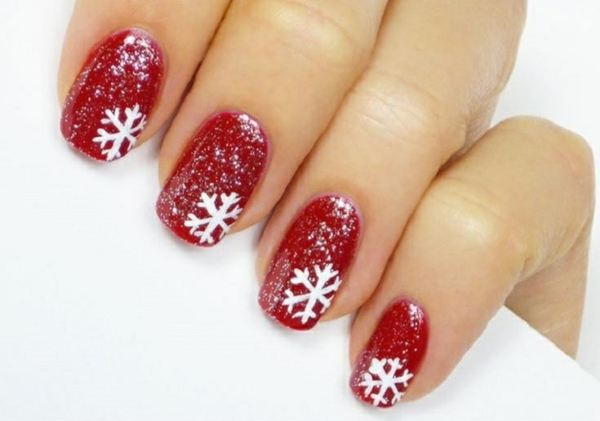 nagel design bildergalerie nail art weihnachten rot schneeflocken