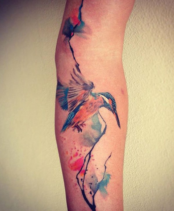Frauen blumen tattoo oberarm Tattoo Ideen