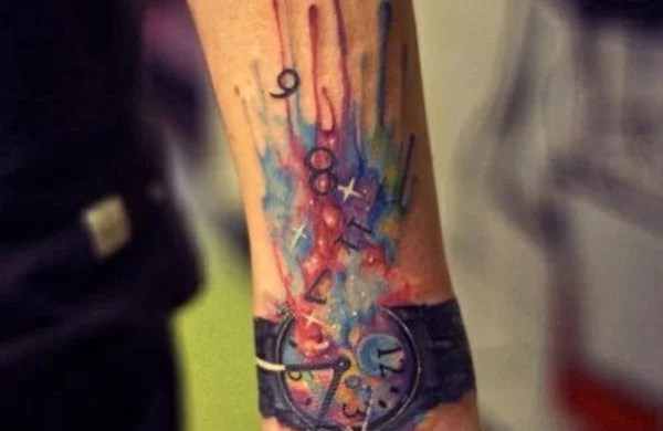 Unterarm Tattoo Vorlagen als Armbanduhr 