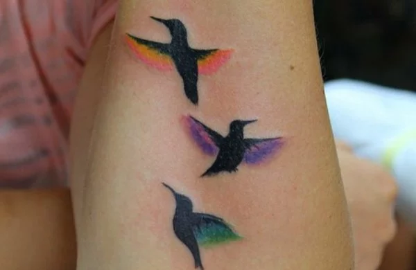 Unterarm Tattoo Idee mit Kolibri 