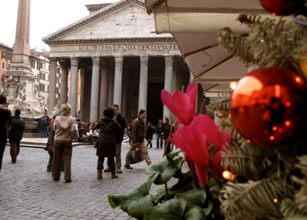 weihnachtsurlaub mit kindern rom italien weihnachtsmarkt pantheon