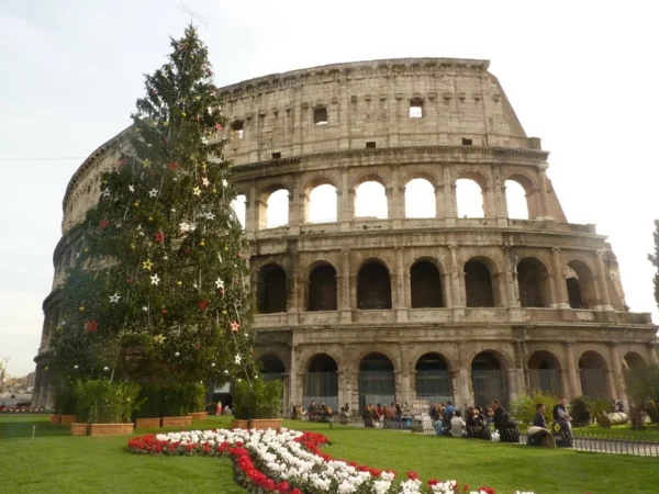 weihnachtsurlaub mit kindern rom kolosseum tagsüber
