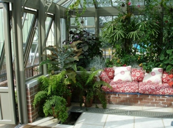 zimmergrünpflanzen veranda wintergarten gestalten möbel sofa