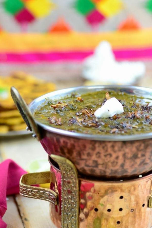 Indisch kochen indisches Essen mit spinat