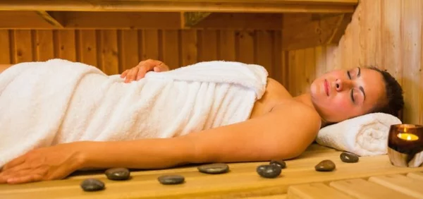 Sport und Sauna gesund entspannen