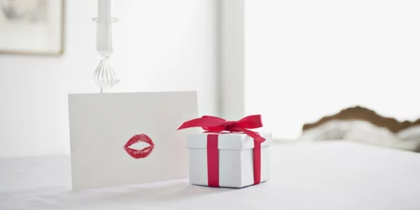 Woher kommt der Valentinstag geschenk liebesbrief