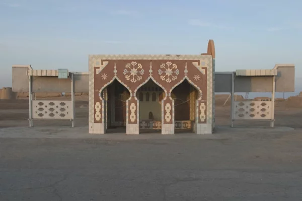 bushaltestelle tempel merv turkmenistan
