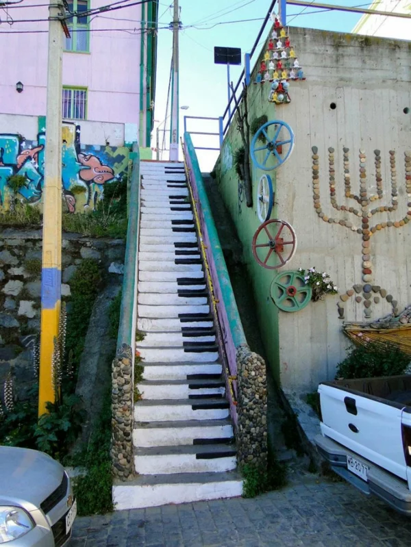 graffiti bilder valpasairo chile klavier treppe