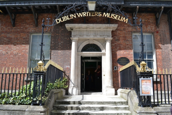hauptstädte europa urlaub in dublin museum der schriftsteller