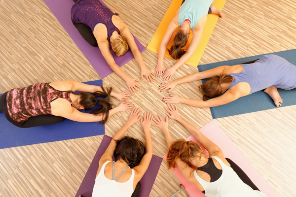 yoga entspannun gruppen übungen