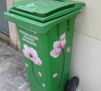 Mülltonnenbox im Garten – so machen Sie die Abfalltonnen unsichtbar