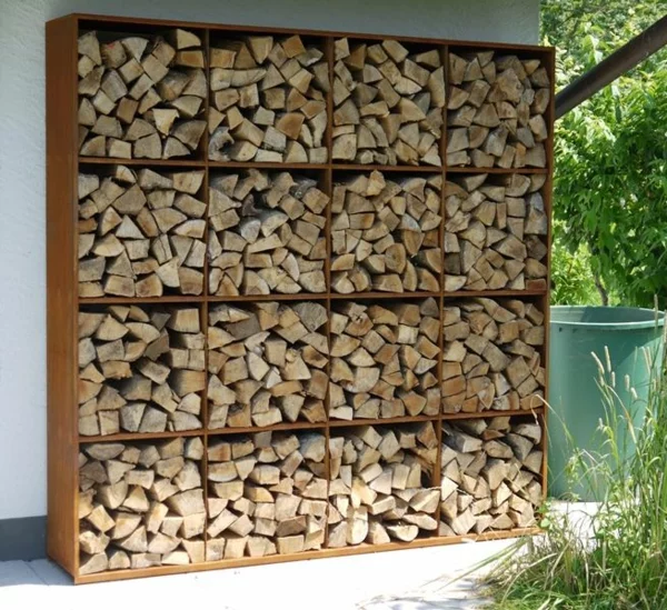 brennholzlagerung kaminholz lagern brennholz richtig lagern außenbereich regal